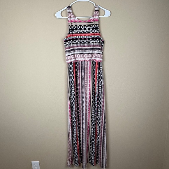 Maurices Sleeveless Stretchy Pink/Black/Tan/Coral Maxi Dress with Elastic Waist - Picture 5 of 11